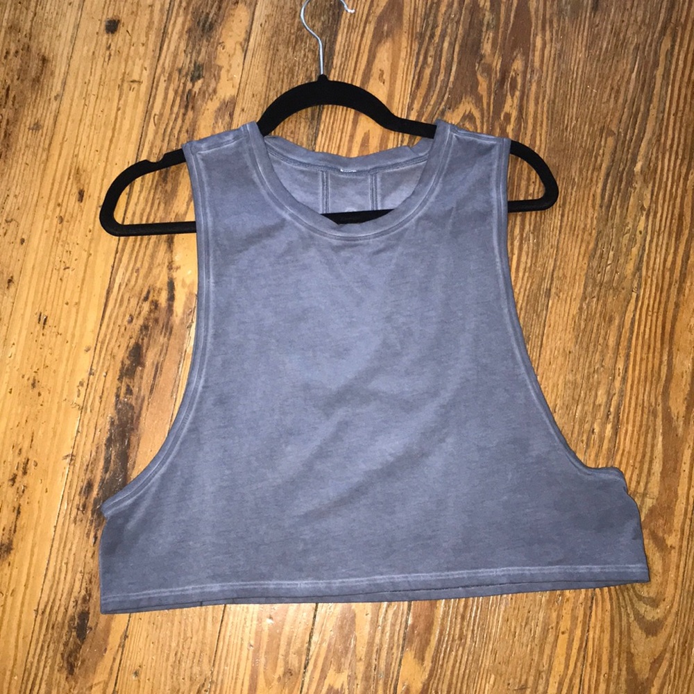 Lululemon top